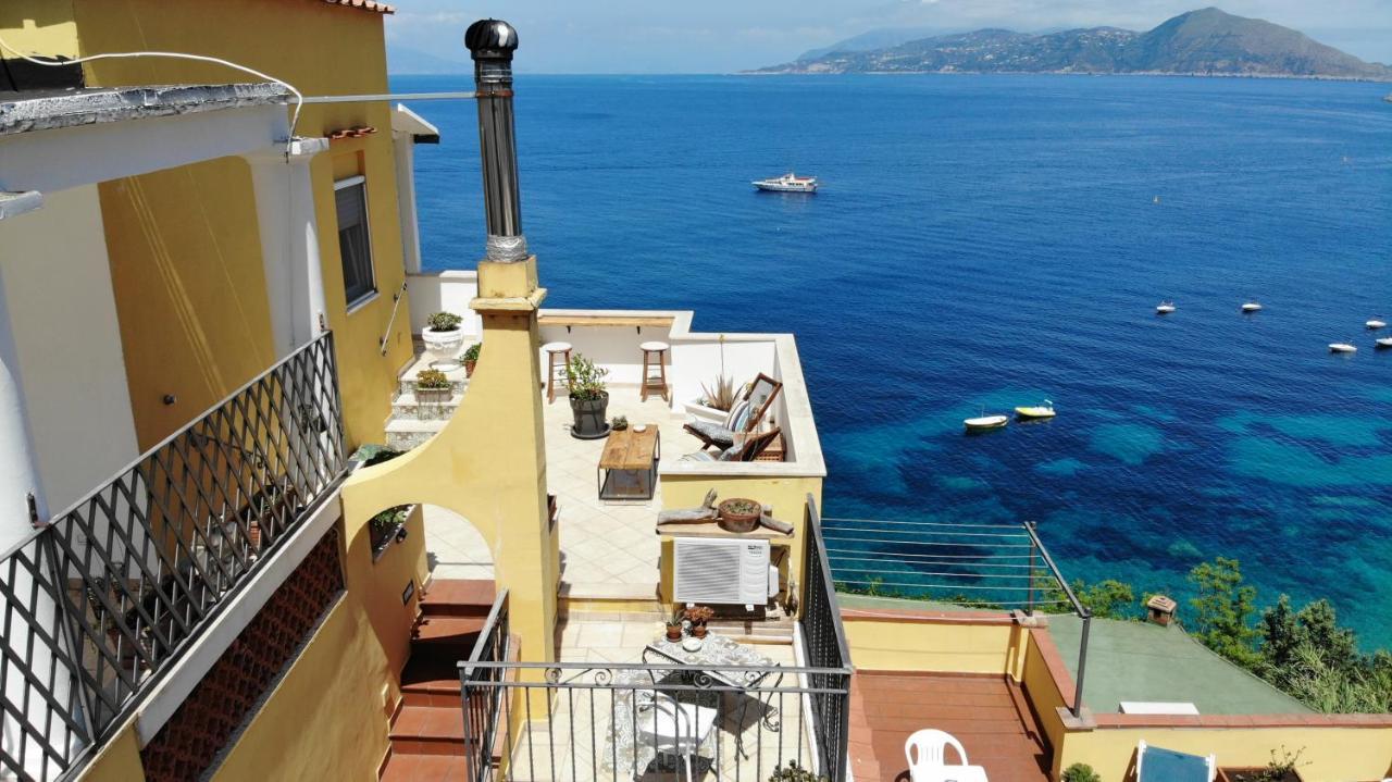 B&B Punta Vivara Капри Екстериор снимка
