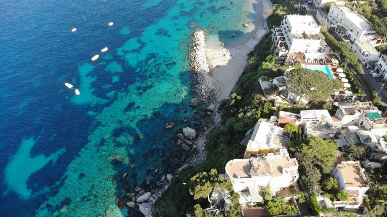 B&B Punta Vivara Капри Екстериор снимка